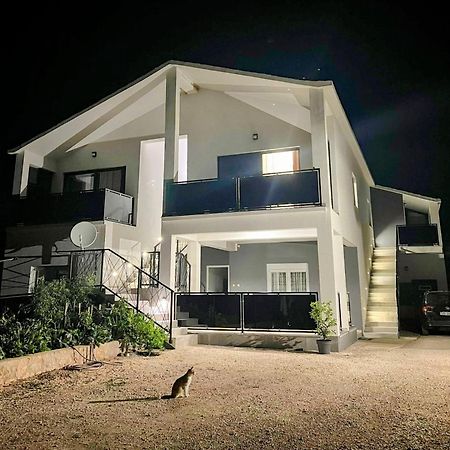 Apartmani Karla Paklenica 斯塔利格拉德-帕克利尼卡 外观 照片