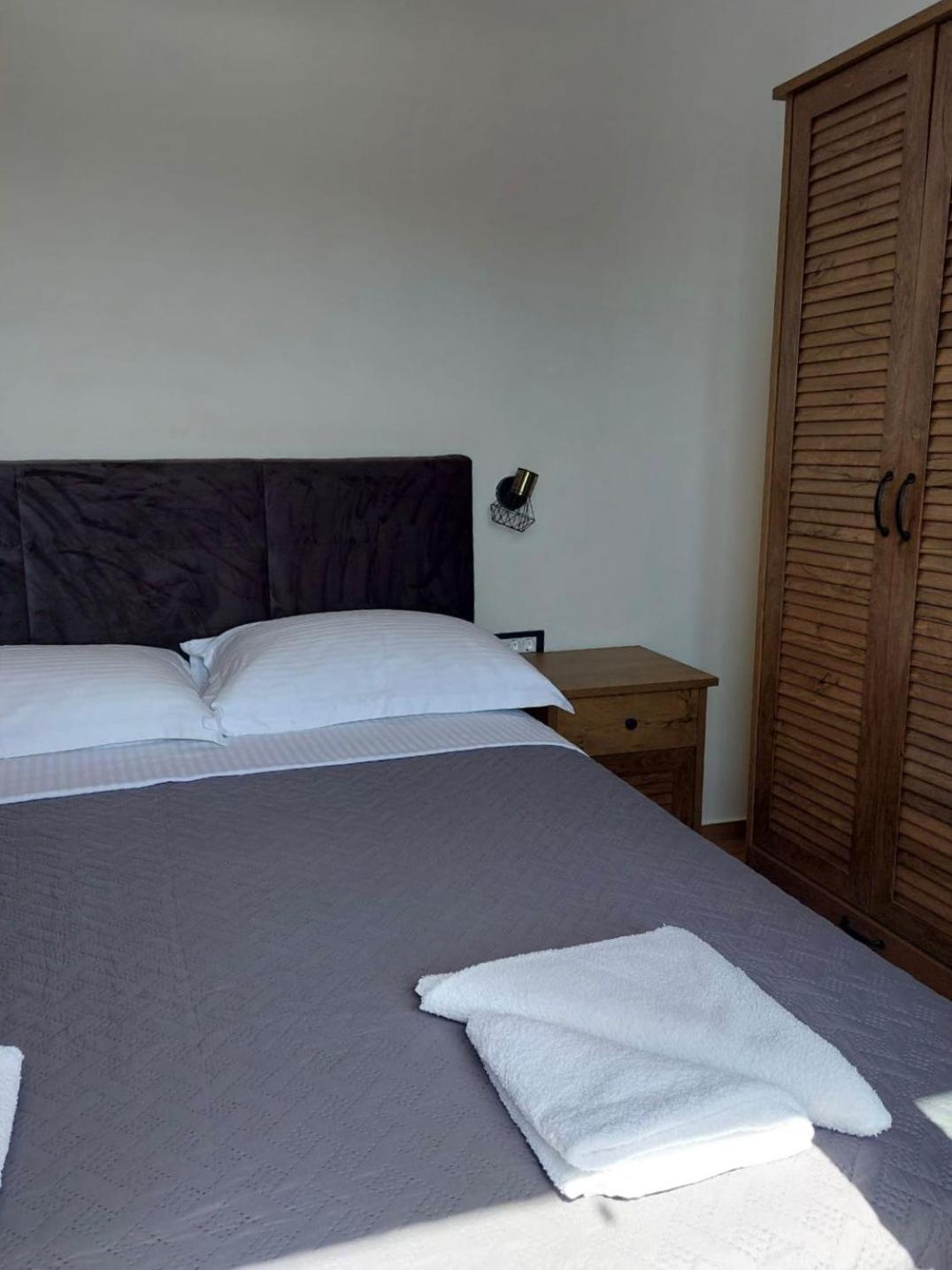 Apartmani Karla Paklenica 斯塔利格拉德-帕克利尼卡 外观 照片