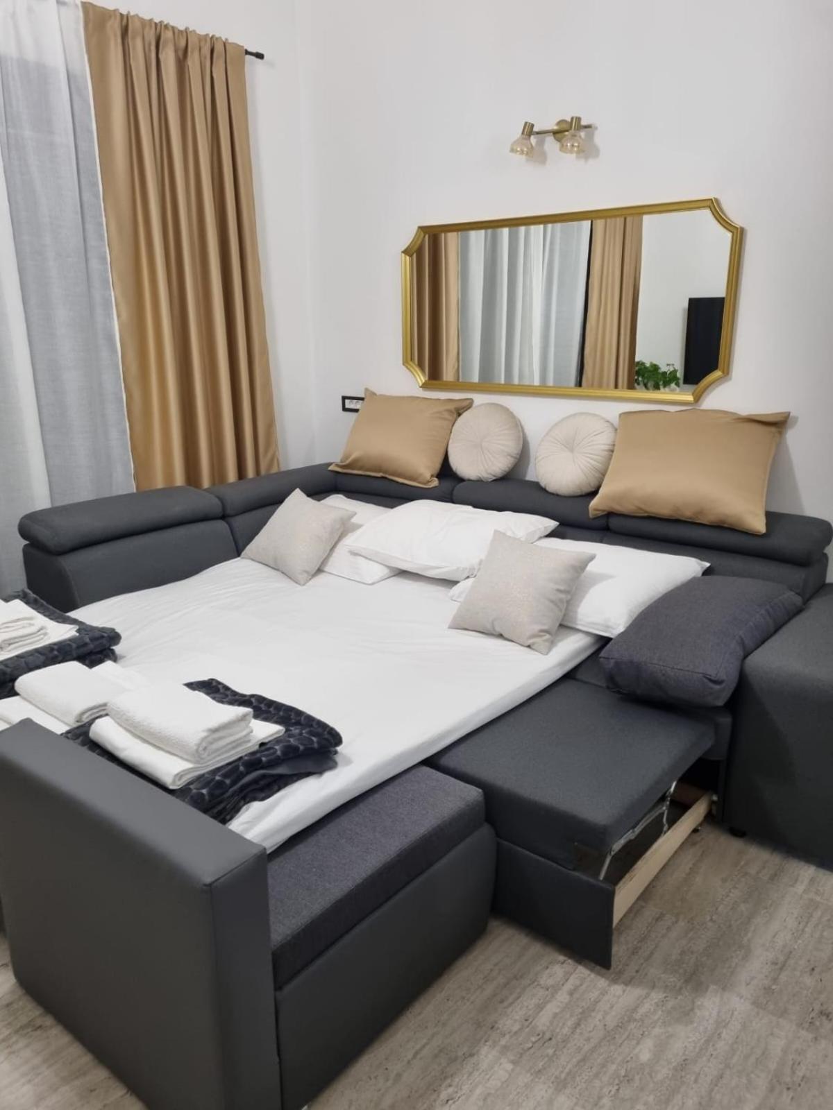 Apartmani Karla Paklenica 斯塔利格拉德-帕克利尼卡 外观 照片